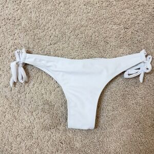White Side Tie Ruched Back Cheeky Bikini Bottoms Medium Solid Swimwear